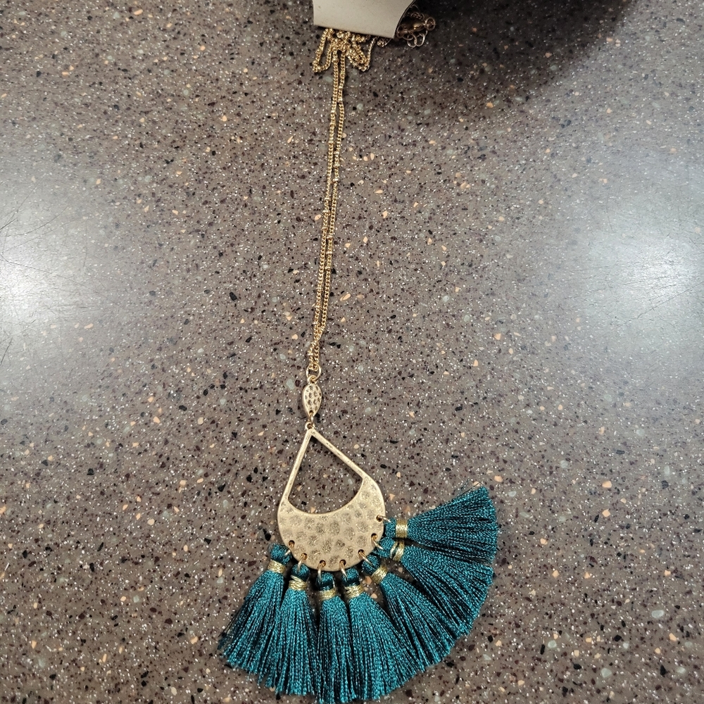 Boutique necklace